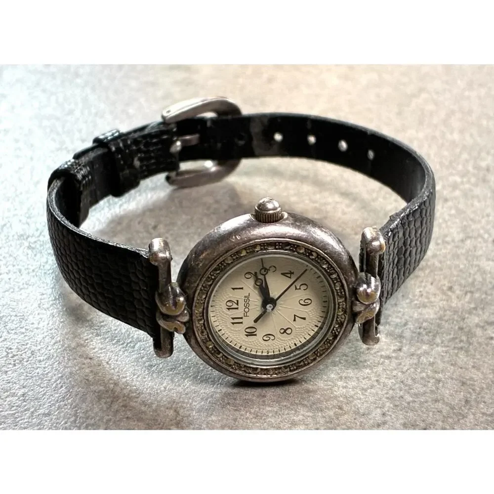 Fossil ES‑8646 Vintage Women's Watch Silver Tone Cream Dial 23mm Working